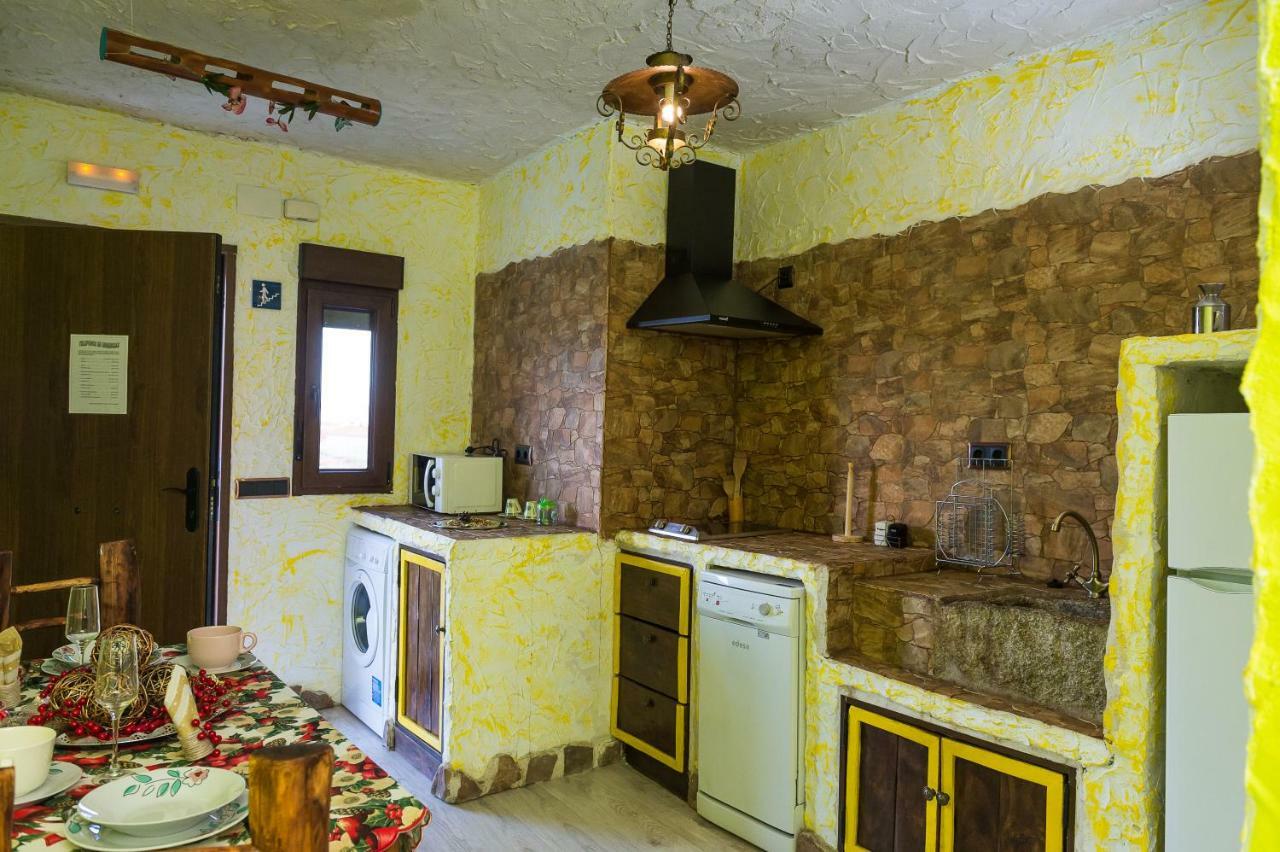 El Eden De Javier Guest House Robledillo Luaran gambar