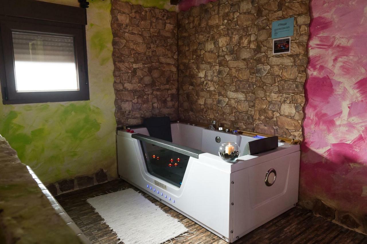 El Eden De Javier Guest House Robledillo Luaran gambar